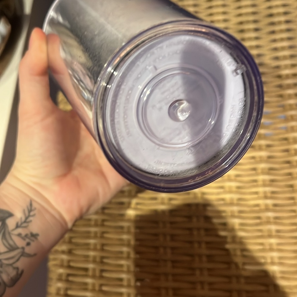 Starbucks Grande Cup - Picture 4 of 6